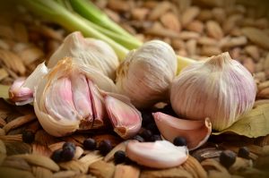 garlic-1336883_1920